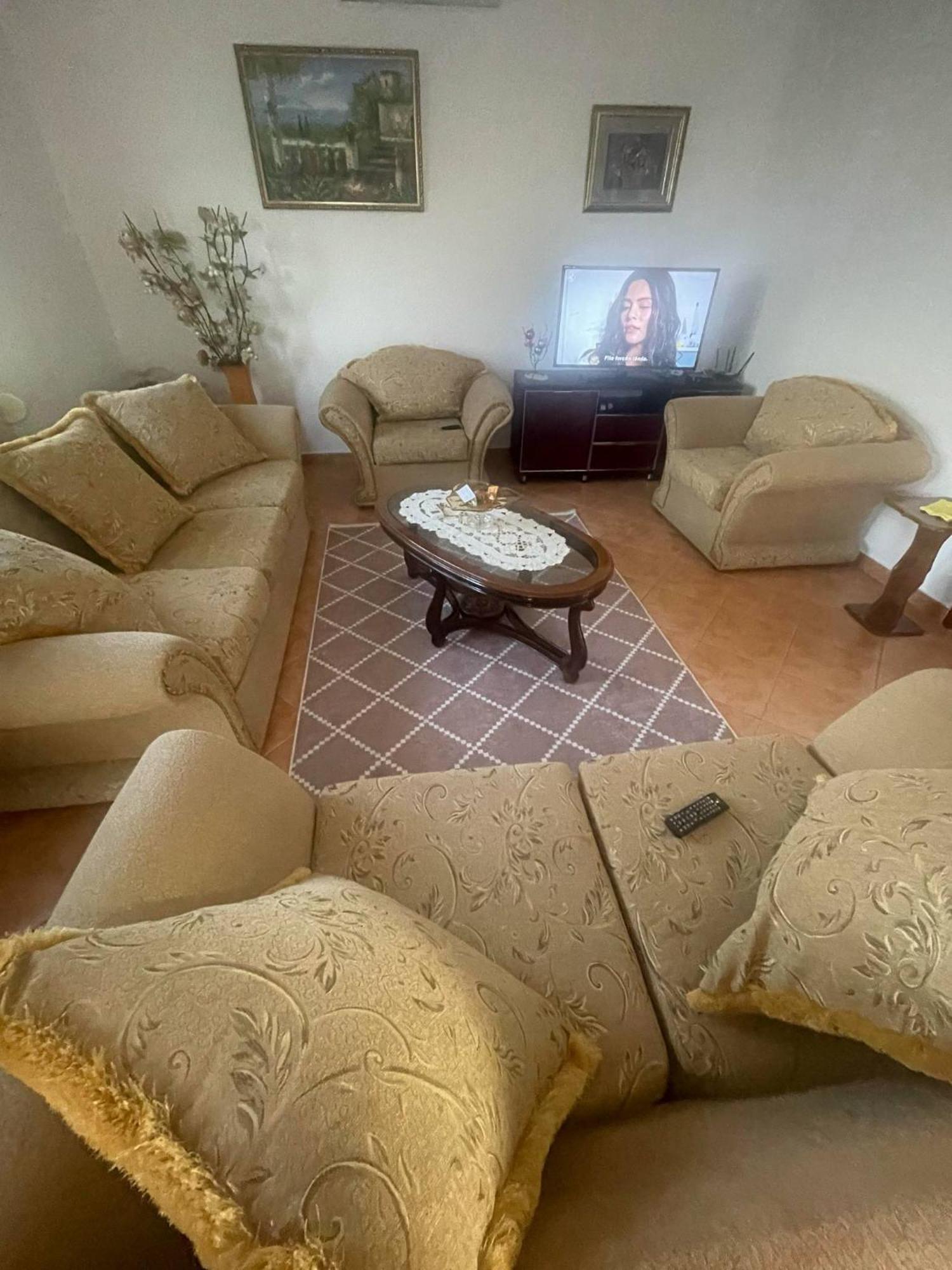 Vlorë Vila Adriatik 1 מראה חיצוני תמונה